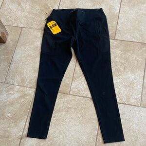 Carhartt Black Utility lightweight Leggings. NWT. Size M.